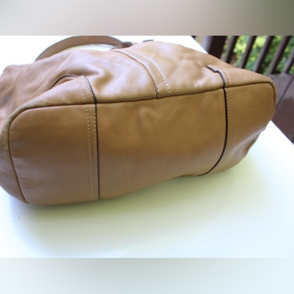 Vintage Coach Hadley satchel - Picture 4 of 16